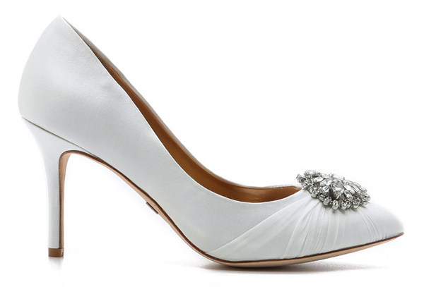 10أزواج من أحذية الزفاف لعروس هذا الموسم.