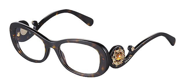 شاهدي النظارات المزخرفة لشتاء2014 من برادا.